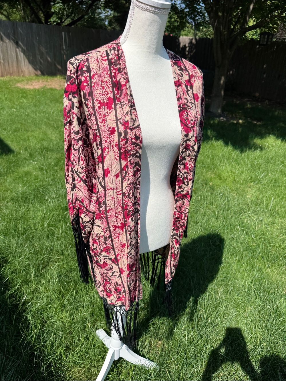 Tanzara wine & tan rayon kimono with fringe S - Picture 2 of 10